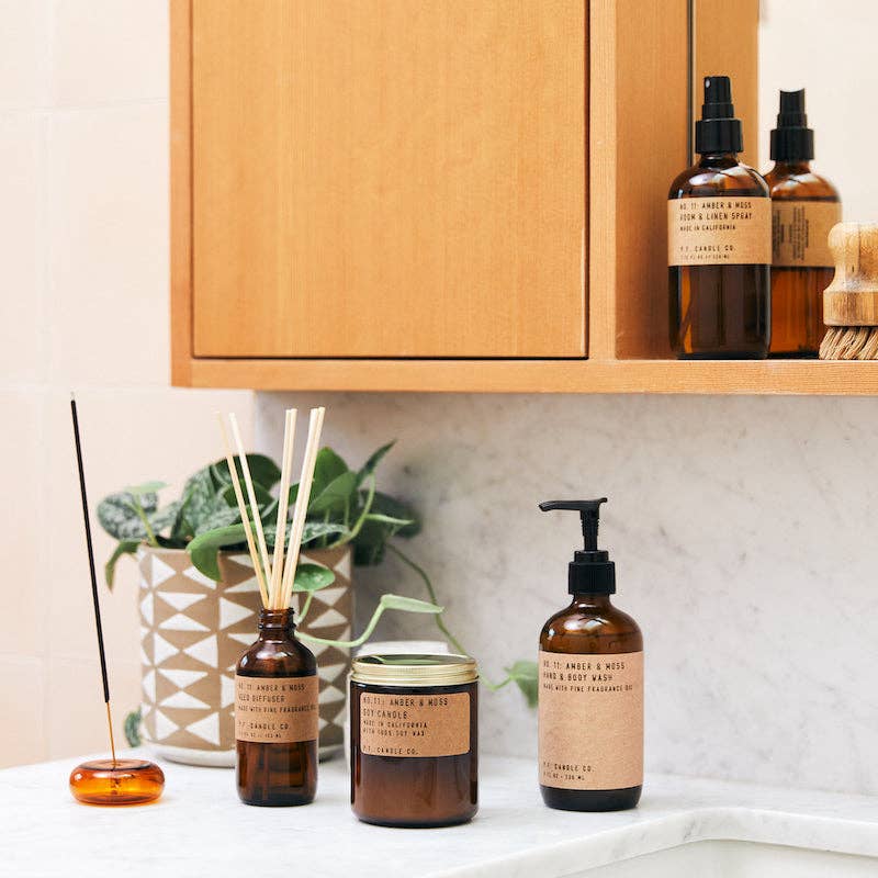 Amber & Moss - Standard Candle